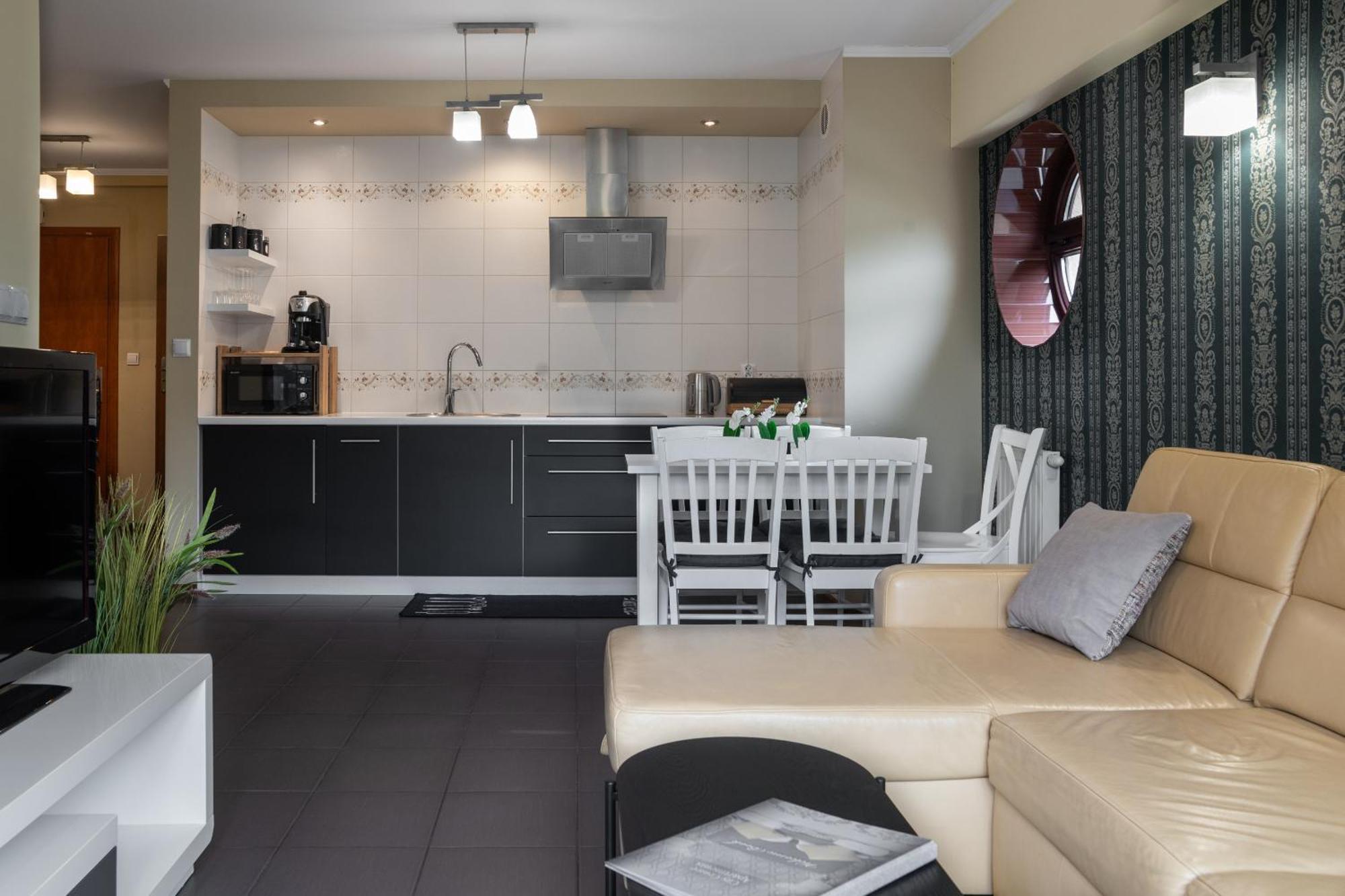 Aparthotel City Center Apartments Krynica Zdroj Dış mekan fotoğraf